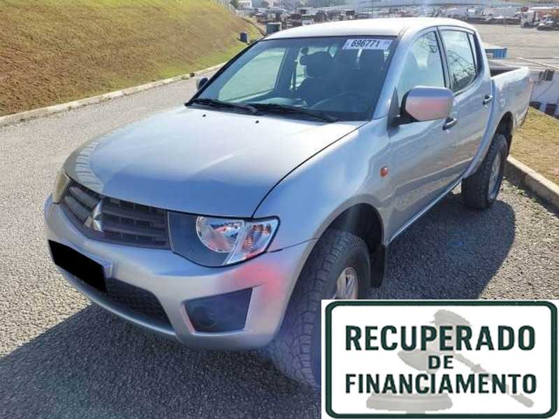 MITSUBISHI L200 TRITON GLX 3.2 TURBO DIESEL